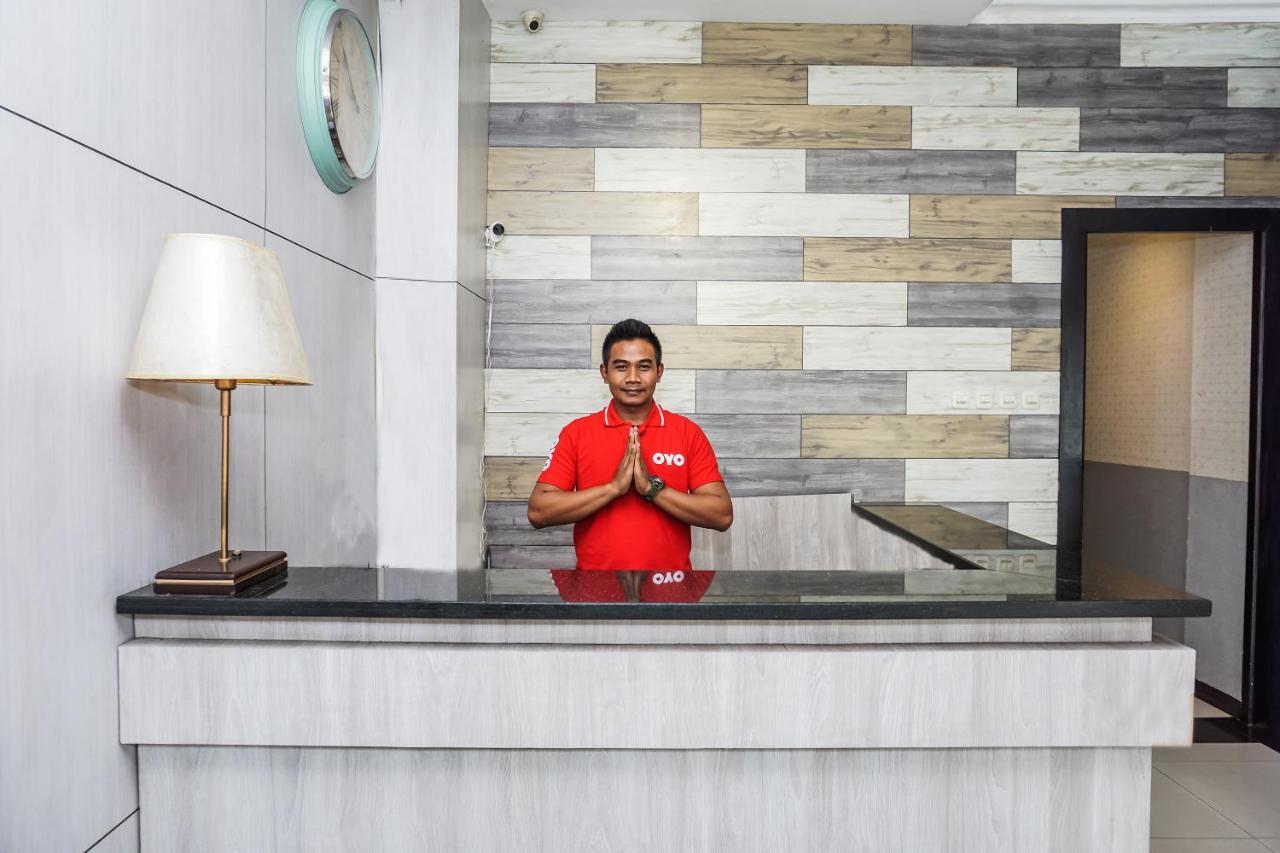 Oyo 119 Belvena Hotel Jakarta Exterior photo