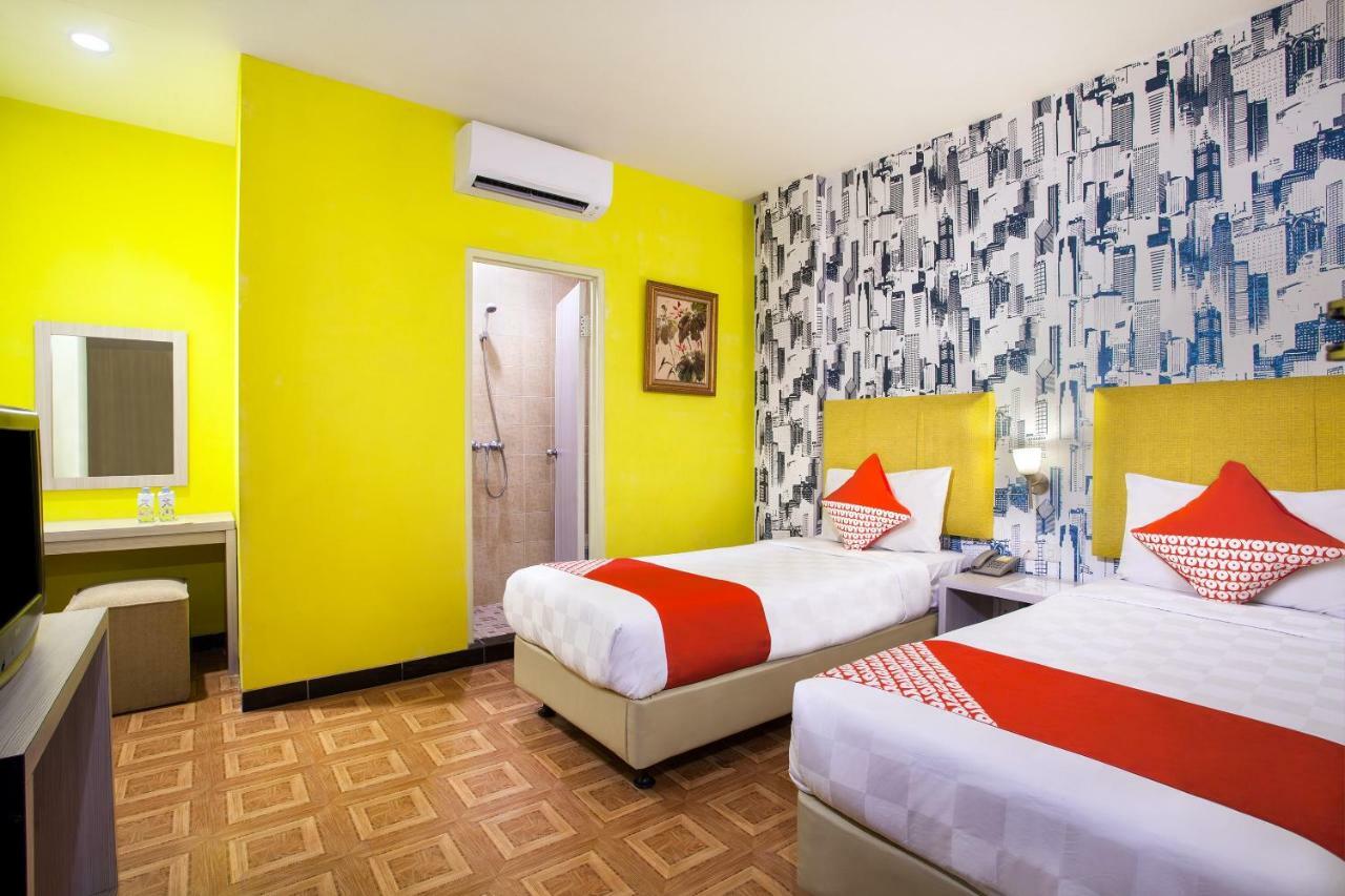 Oyo 119 Belvena Hotel Jakarta Exterior photo